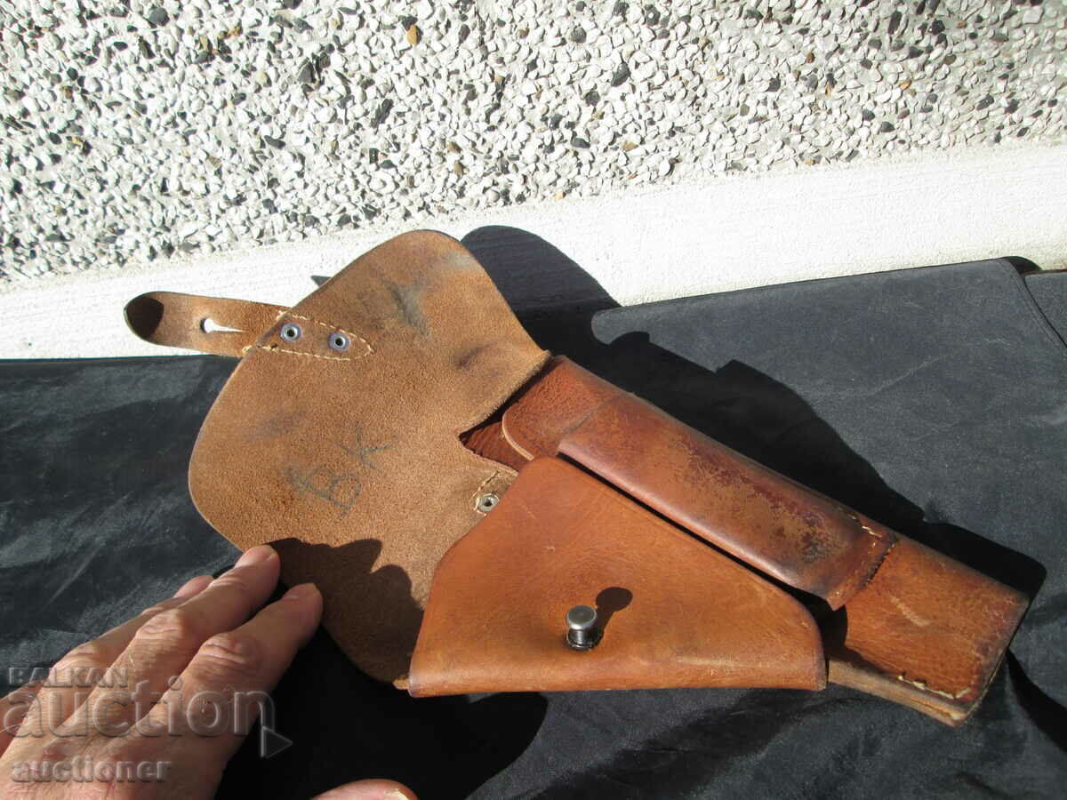 Licitație VECHI TUCURĂ MILITARĂ MILITARĂ UNGARE -PA63 Licitație VECHI TUCURĂ MILITARĂ MILITARĂ UNGARE -PA63