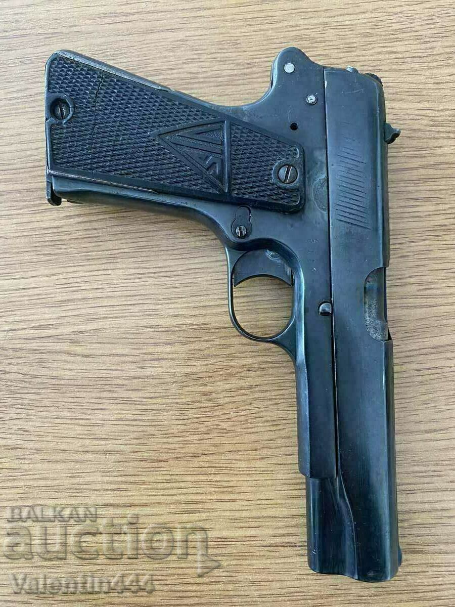 Auction RADOM VIS PISTOL DEACTIVATED/UNSAFE Auction RADOM VIS PISTOL DEACTIVATED/UNSAFE