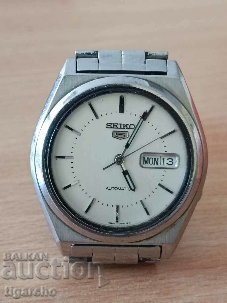Seiko5 watch with price 110.00 BGN | € 56.24 Seiko5 watch with price 110.00 BGN | € 56.24