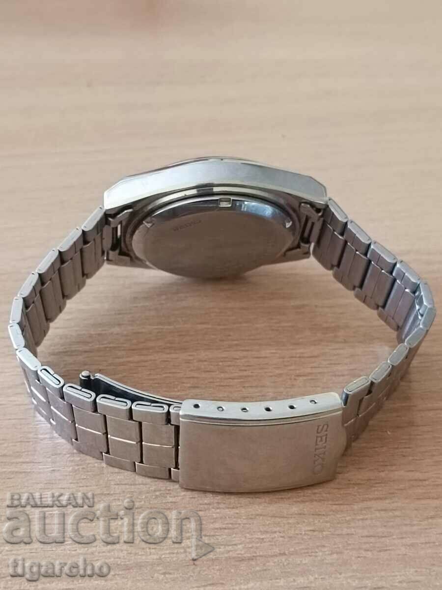 Auction Seiko5 watch Auction Seiko5 watch