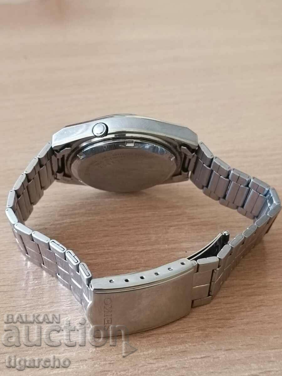 Delivery of Seiko5 watch Delivery of Seiko5 watch