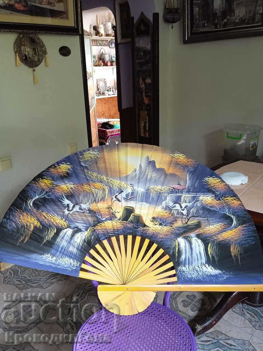 Decorative fan