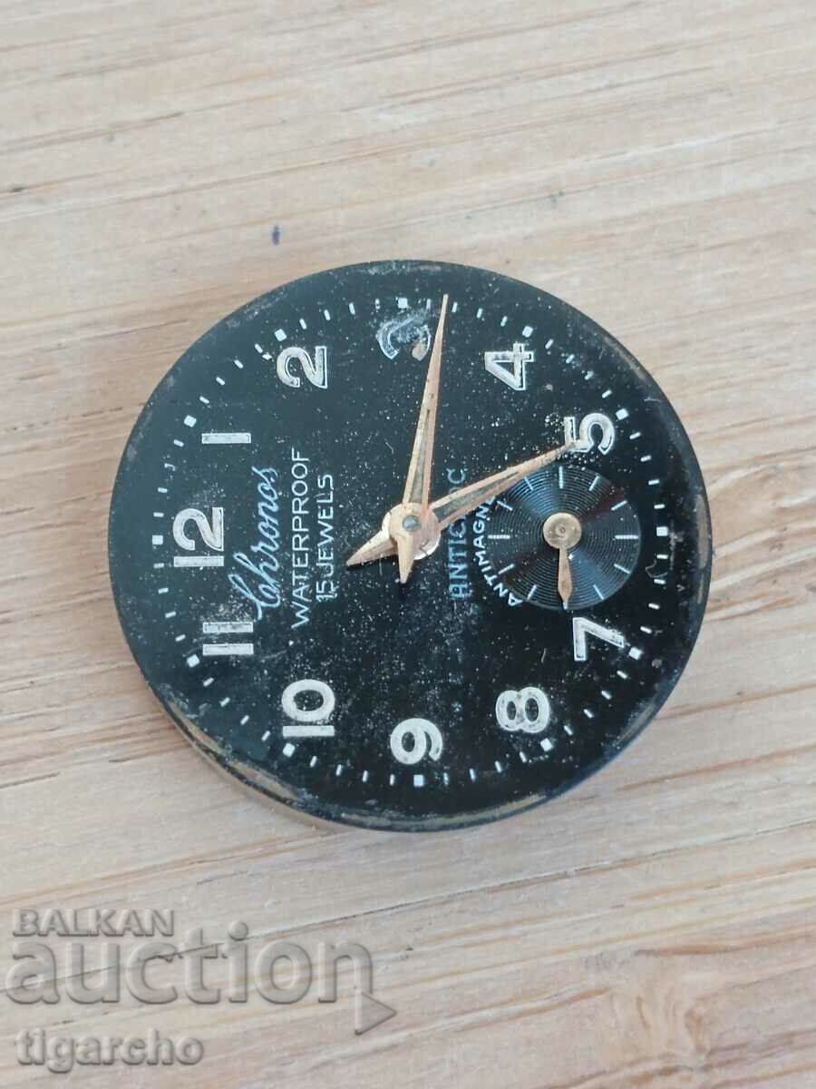 Κίνηση γυναικείου ρολογιού Chronos με τιμή 12.00 BGN | € 6.14 Κίνηση γυναικείου ρολογιού Chronos με τιμή 12.00 BGN | € 6.14