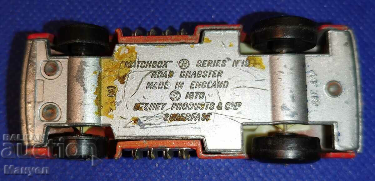 Delivery of I am selling a Matchbox "Road dragster". Delivery of I am selling a Matchbox "Road dragster".