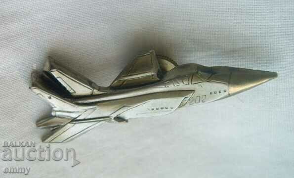 Auction  Badge badge Airplane, on a screw
