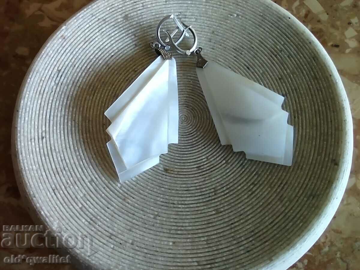 Cercei din argint cu sidef natural, ștampile disponibile cu preț 227.00 BGN | € 116.06