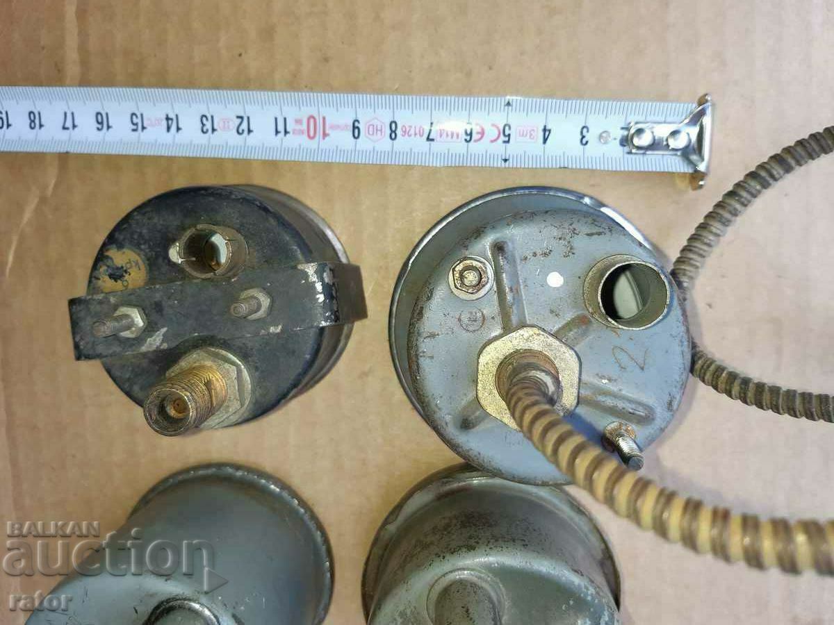Tachometer, thermometer, pressure gauge for an old car - 5 Tachometer, thermometer, pressure gauge for an old car - 5