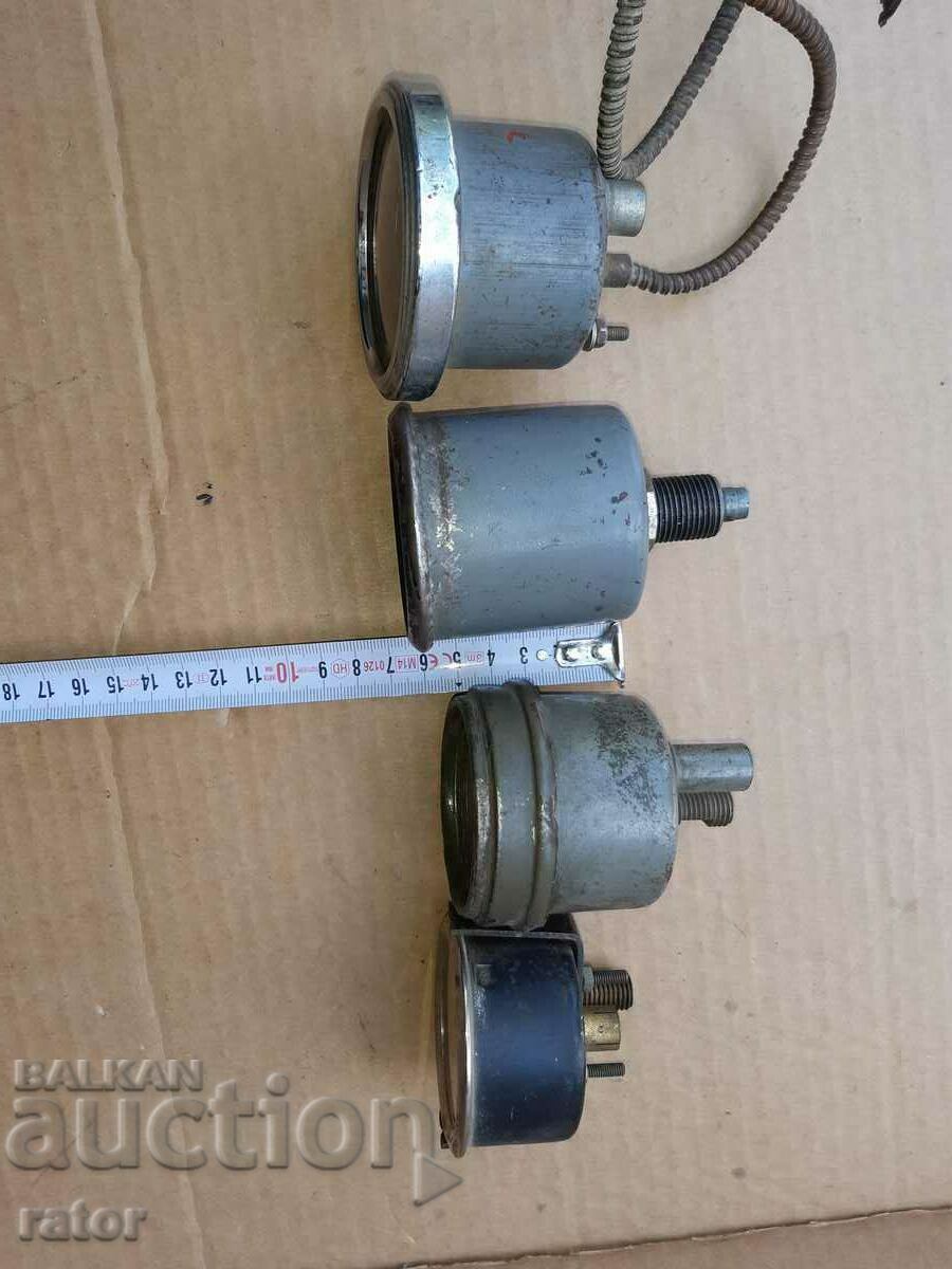 Tachometer, thermometer, pressure gauge for an old car - 7 Tachometer, thermometer, pressure gauge for an old car - 7