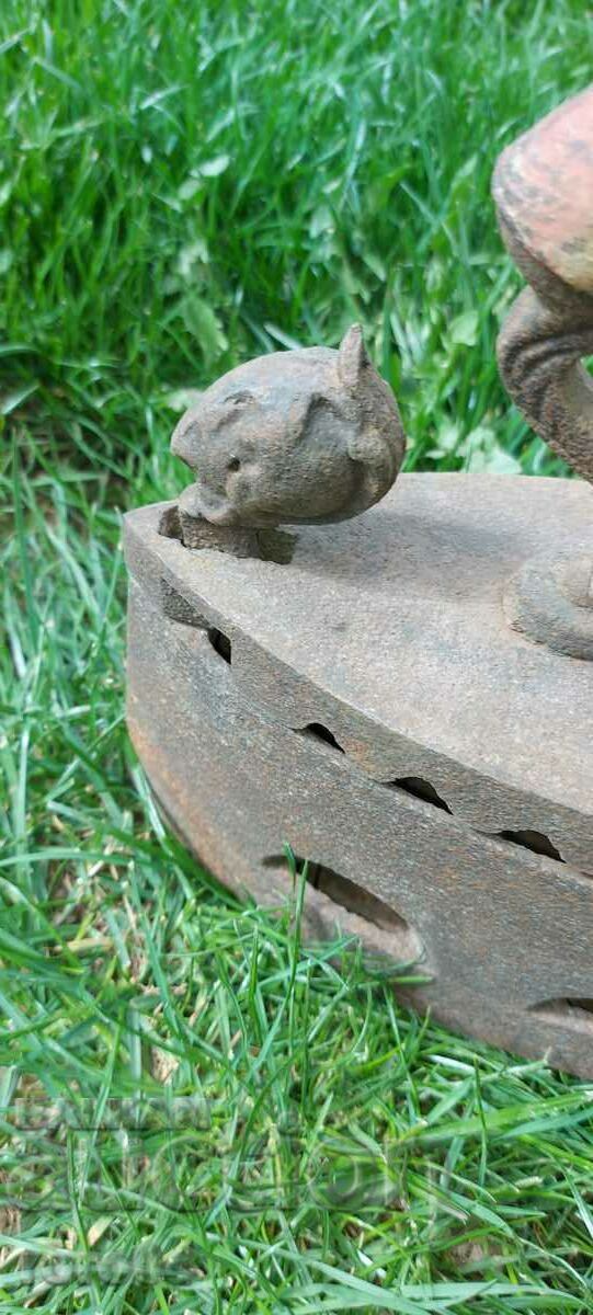 IRON with price 40.50 BGN | € 20.71 IRON with price 40.50 BGN | € 20.71