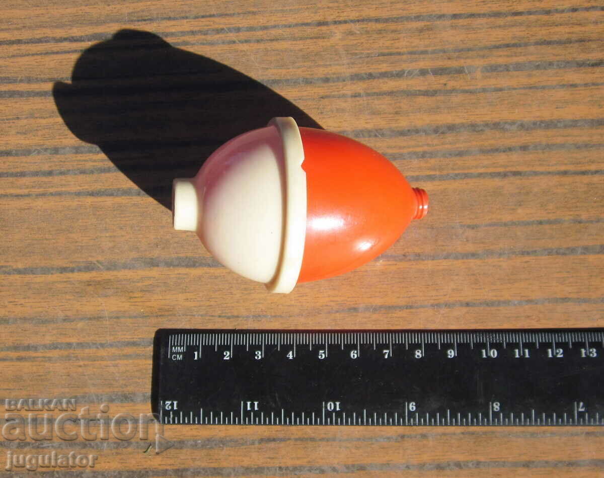 retro travel case and egg stand stand - 6 retro travel case and egg stand stand - 6