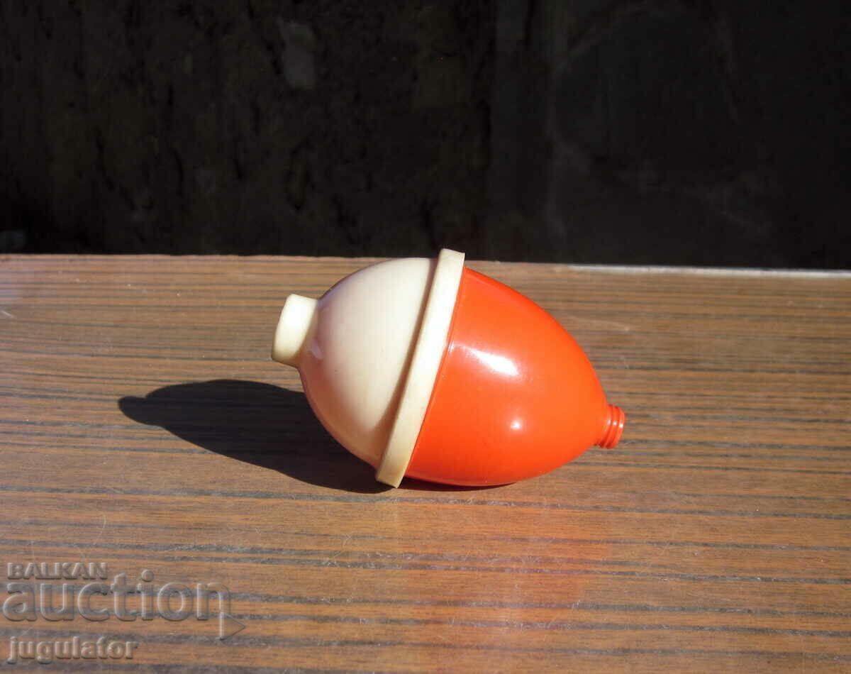 retro travel case and egg stand stand retro travel case and egg stand stand