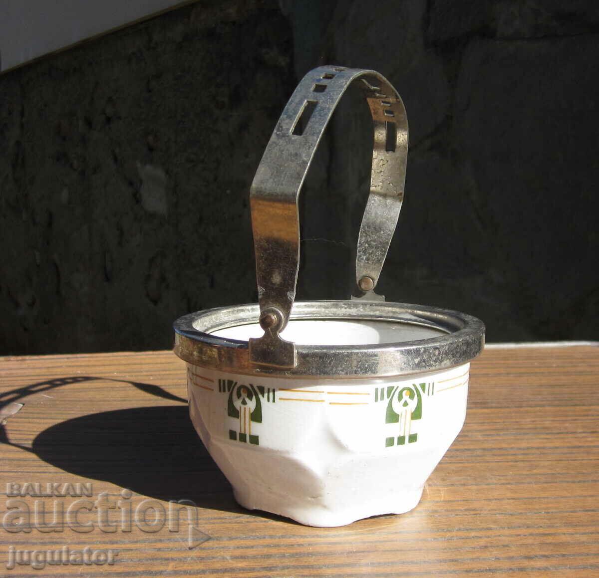 Μπομπονιέρα από πορσελάνη αντίκα πορσελάνη και μέταλλο από τη δεκαετία του 1930 - 5 Μπομπονιέρα από πορσελάνη αντίκα πορσελάνη και μέταλλο από τη δεκαετία του 1930 - 5