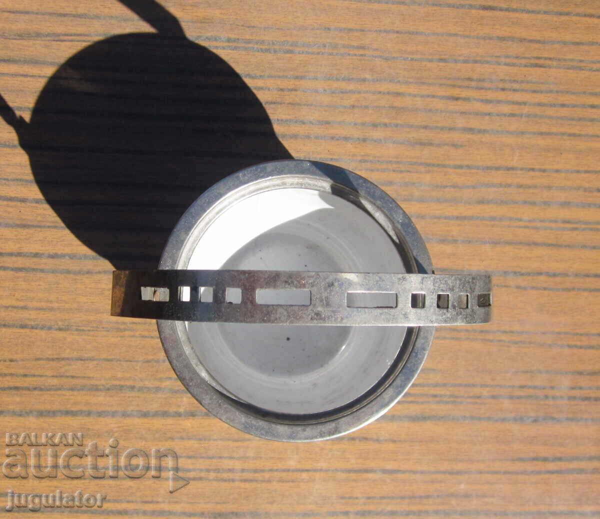 Μπομπονιέρα από πορσελάνη αντίκα πορσελάνη και μέταλλο από τη δεκαετία του 1930 - 6 Μπομπονιέρα από πορσελάνη αντίκα πορσελάνη και μέταλλο από τη δεκαετία του 1930 - 6