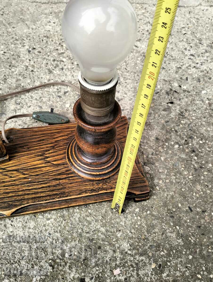 Delivery of A wooden lamp Delivery of A wooden lamp