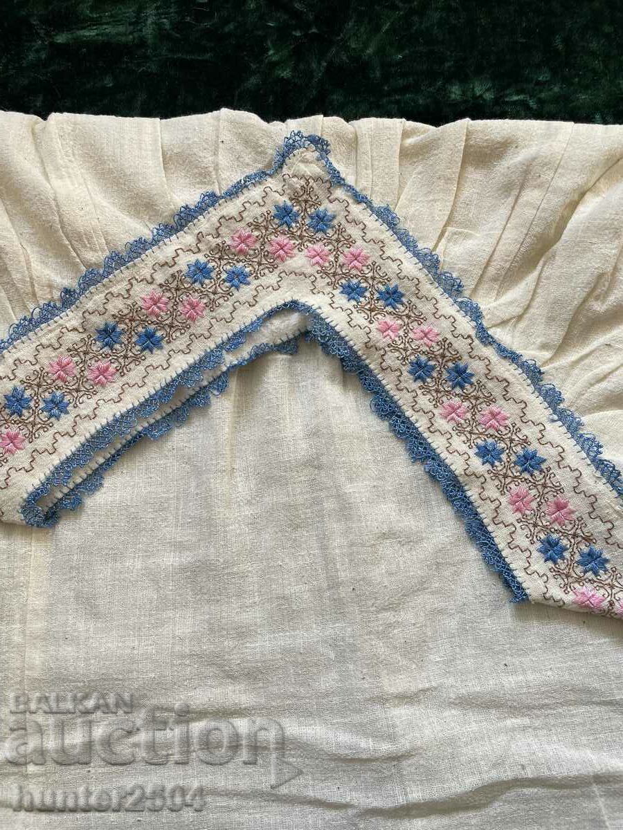 Auction SHIRT, long, fringe Auction SHIRT, long, fringe