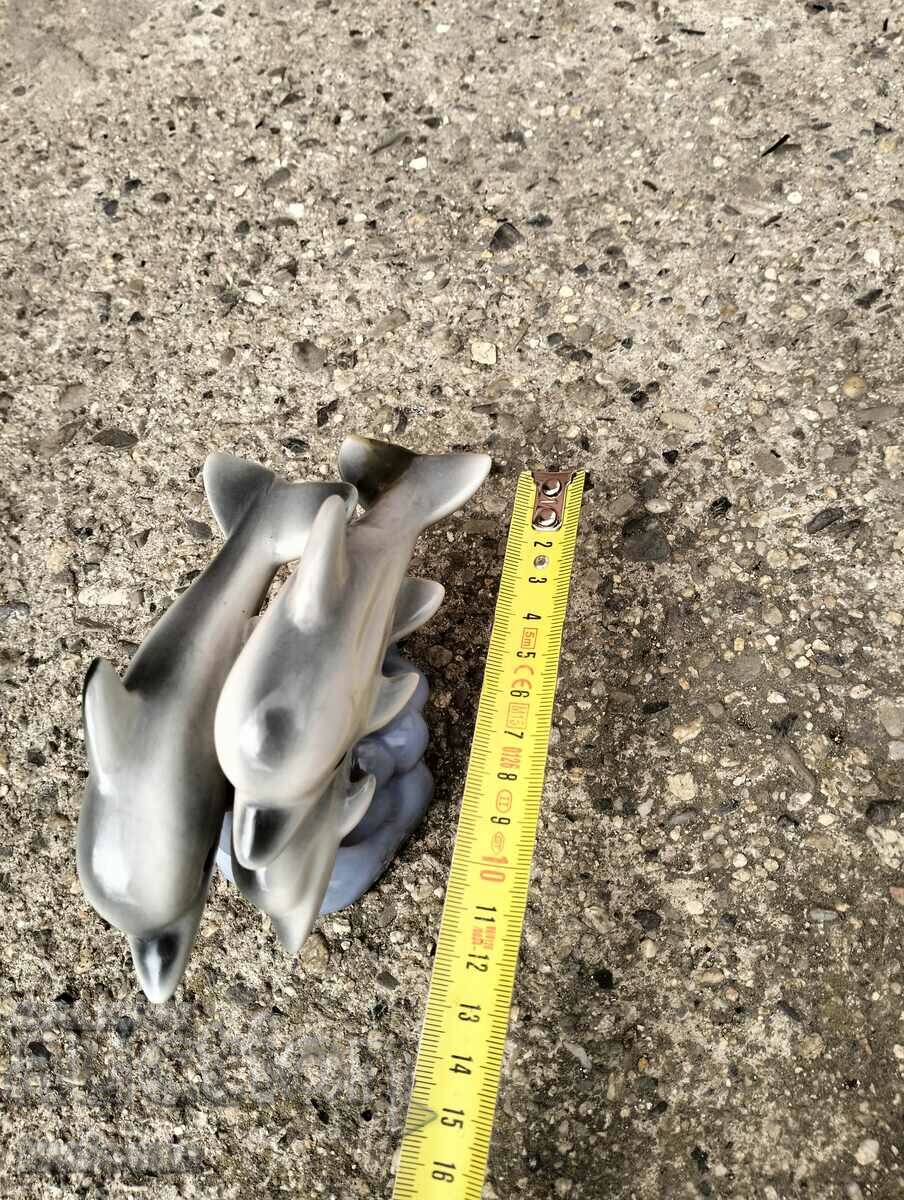 Porcelain figurine of dolphins with price 24.99 BGN | € 12.78 Porcelain figurine of dolphins with price 24.99 BGN | € 12.78