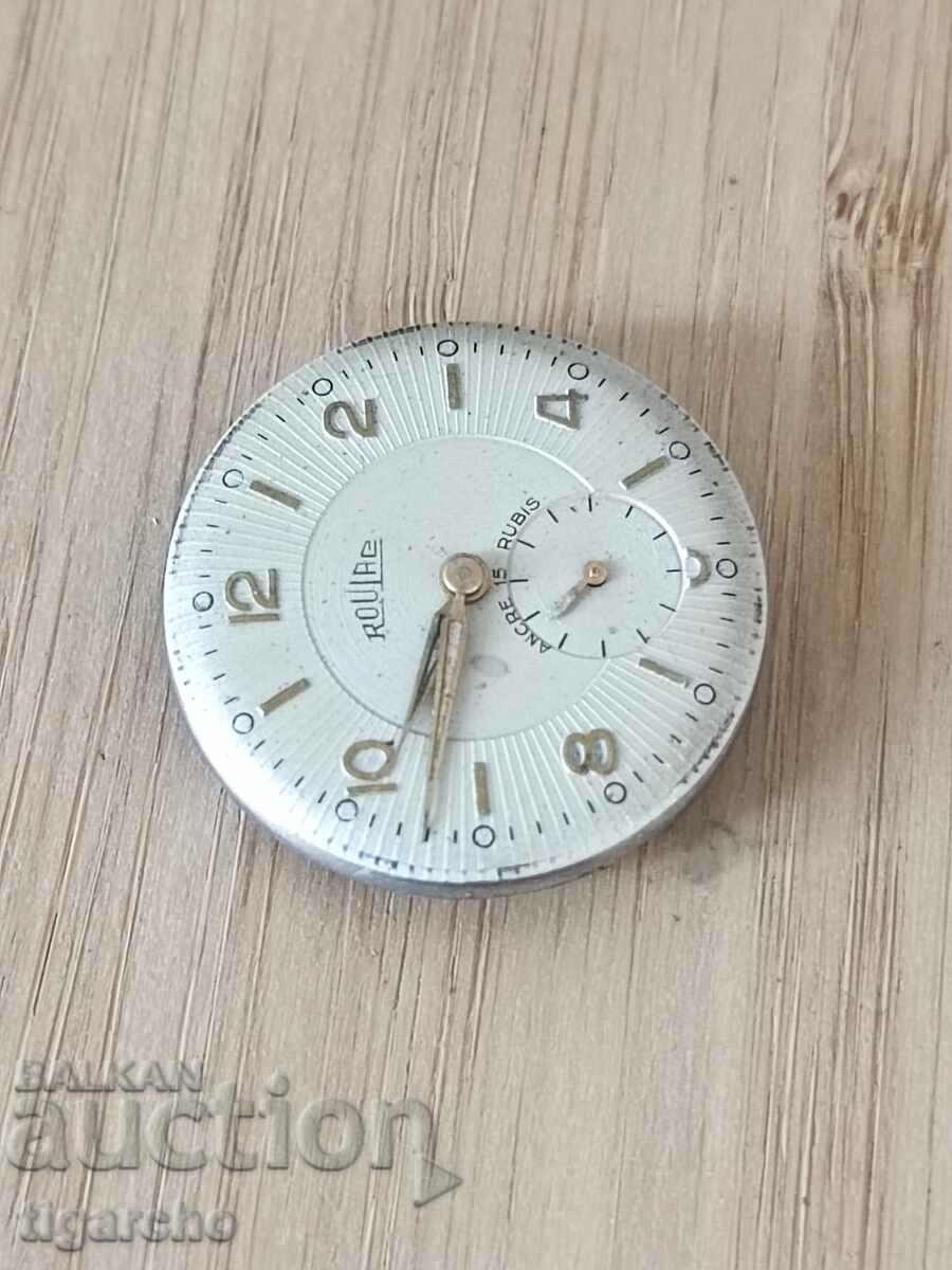 Delivery of Men's watch movement Delivery of Men's watch movement