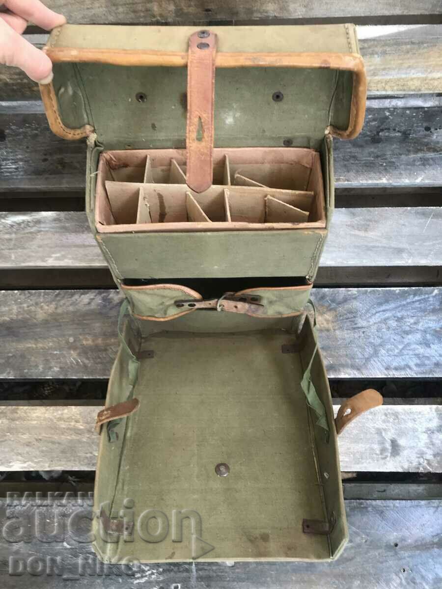 Auction Military Field First Aid Kit WW2 Auction Military Field First Aid Kit WW2