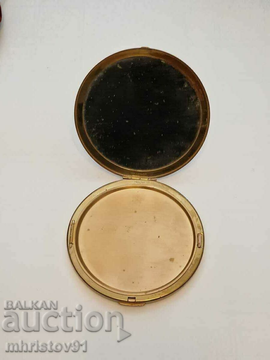 Vintage glass powder mirror with price 25.00 BGN | € 12.78 Vintage glass powder mirror with price 25.00 BGN | € 12.78
