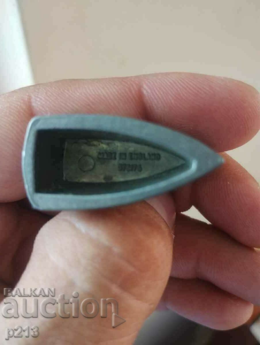 Iron miniature with price 10.00 BGN | € 5.11 Iron miniature with price 10.00 BGN | € 5.11