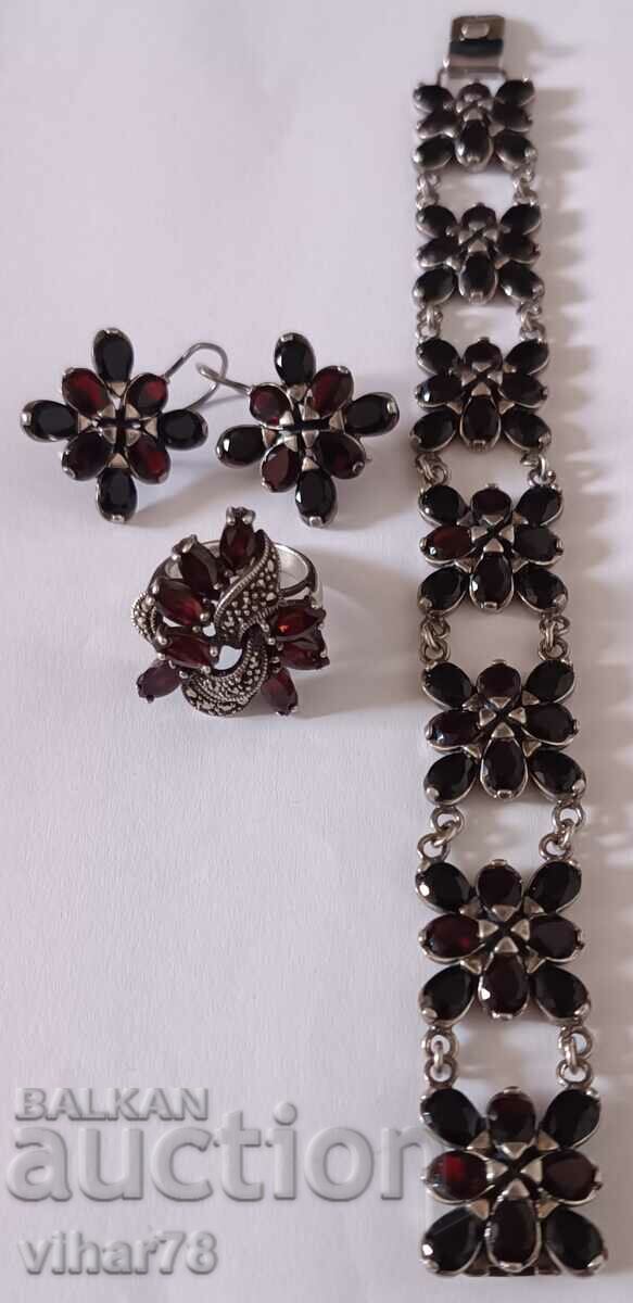 Very beautiful silver set - ring, bracelet, earrings with price 749.99 BGN | € 383.46 Very beautiful silver set - ring, bracelet, earrings with price 749.99 BGN | € 383.46