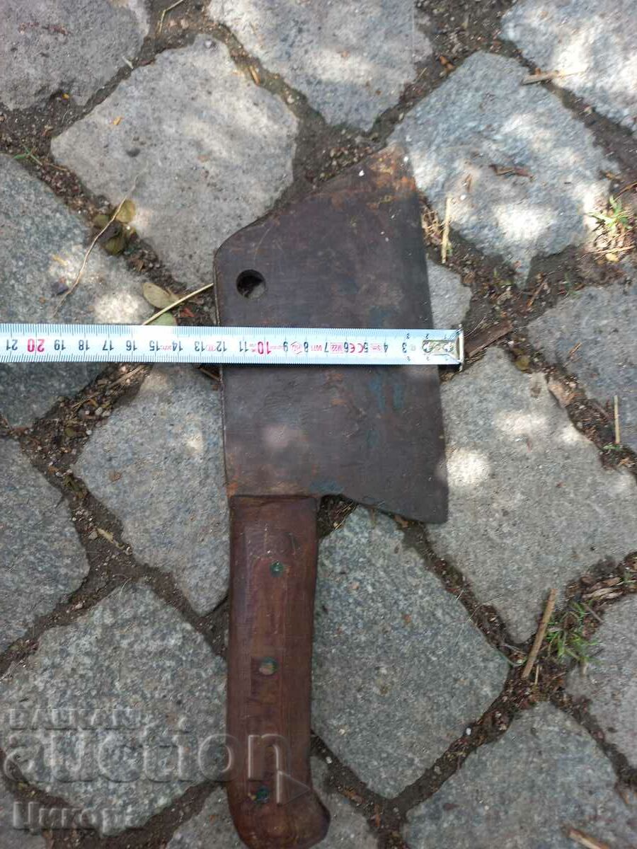 OLD SATURN with price 80.00 BGN | € 40.90 OLD SATURN with price 80.00 BGN | € 40.90