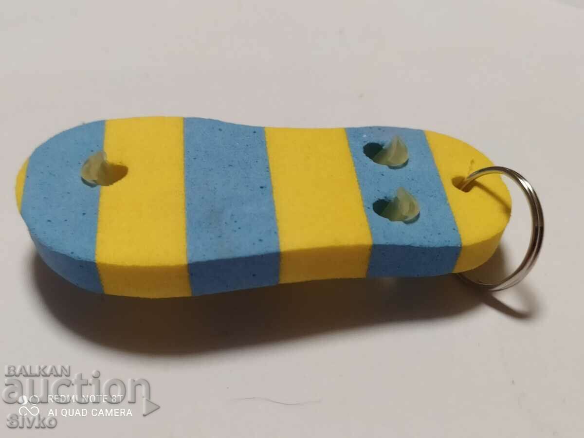Auction Keychain flip flop Auction Keychain flip flop