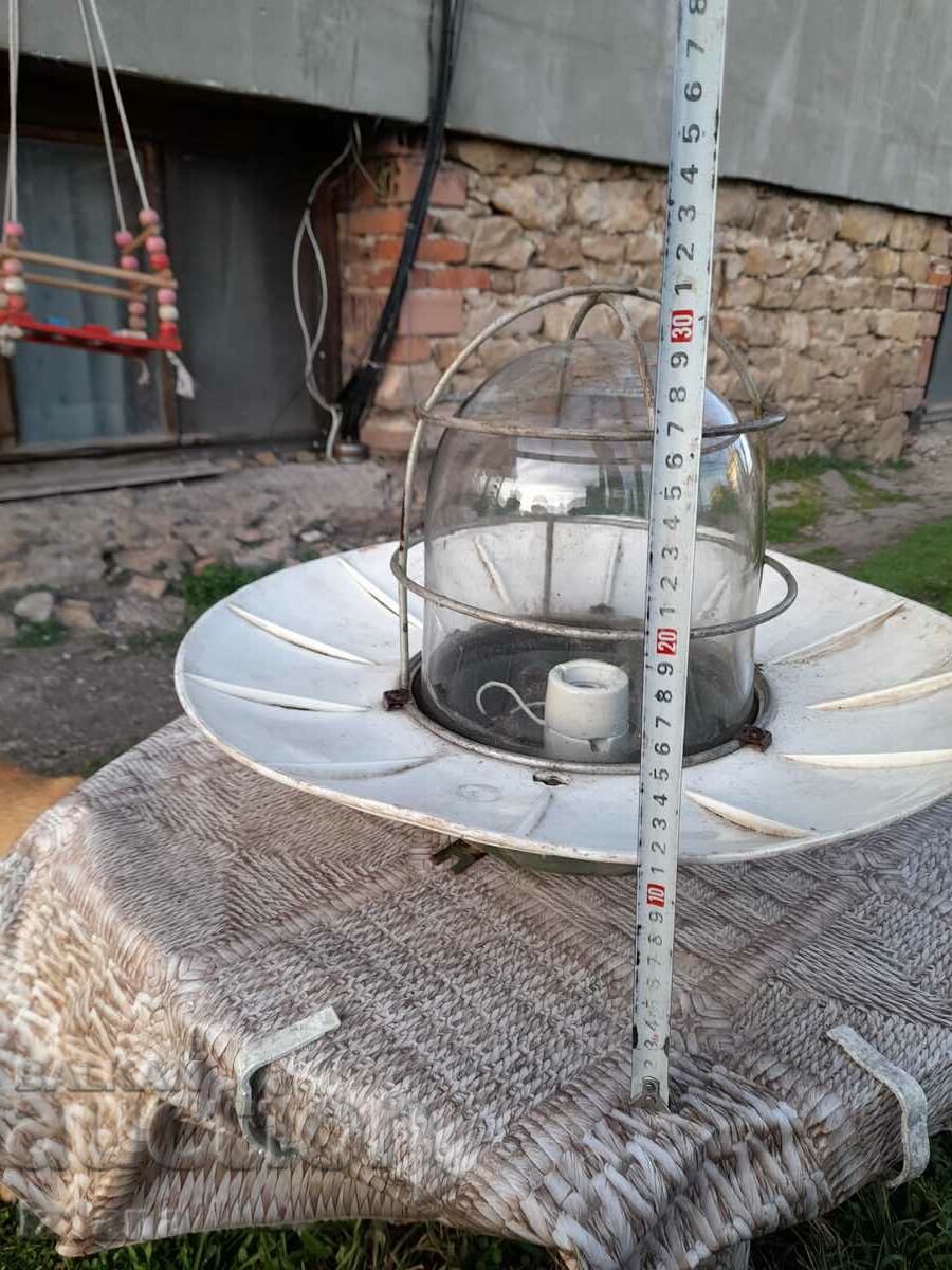 Παλαιό εξωτερικό, βιομηχανικό φωτιστικό - 6 Παλαιό εξωτερικό, βιομηχανικό φωτιστικό - 6