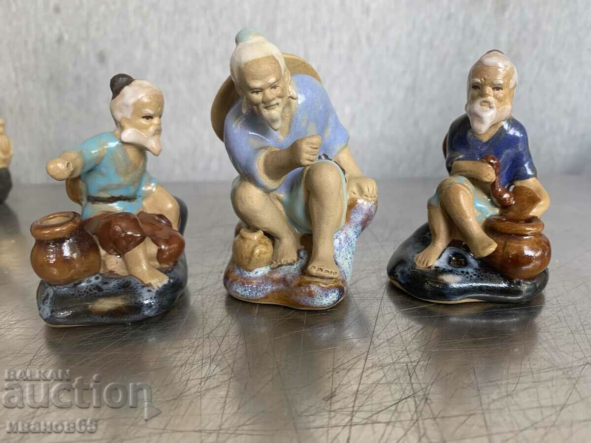 Chinese porcelain figures