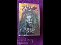 Casetă audio din metal negru Rob Zombie