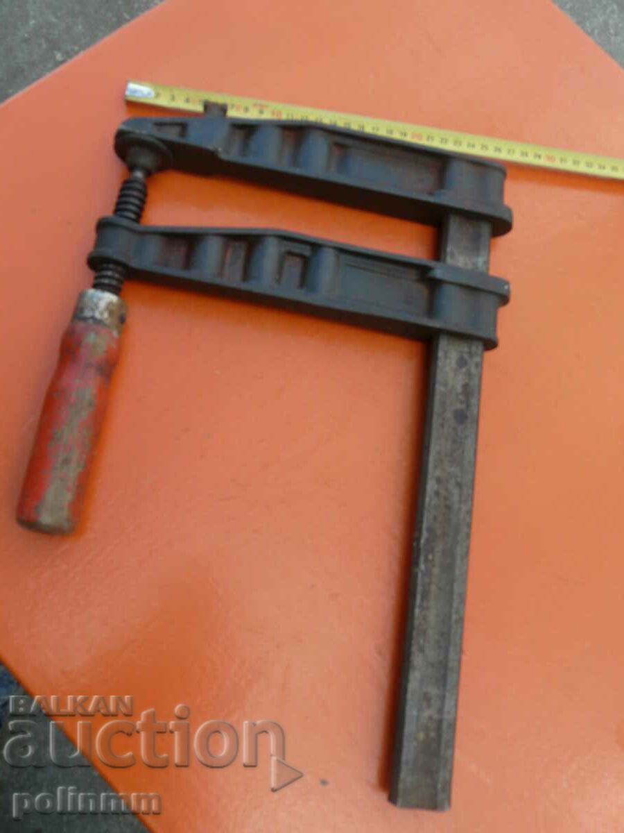 BESSEY solid clamp with price 100.00 BGN | € 51.13 BESSEY solid clamp with price 100.00 BGN | € 51.13