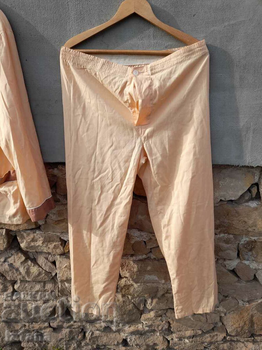 Licitație Pijamale bătrâni Licitație Pijamale bătrâni