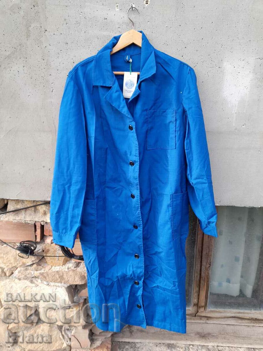 Old blue work apron with price 32.00 BGN | € 16.36 Old blue work apron with price 32.00 BGN | € 16.36