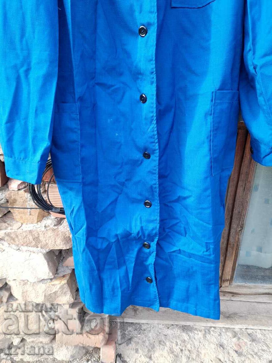 Delivery of Old blue work apron Delivery of Old blue work apron