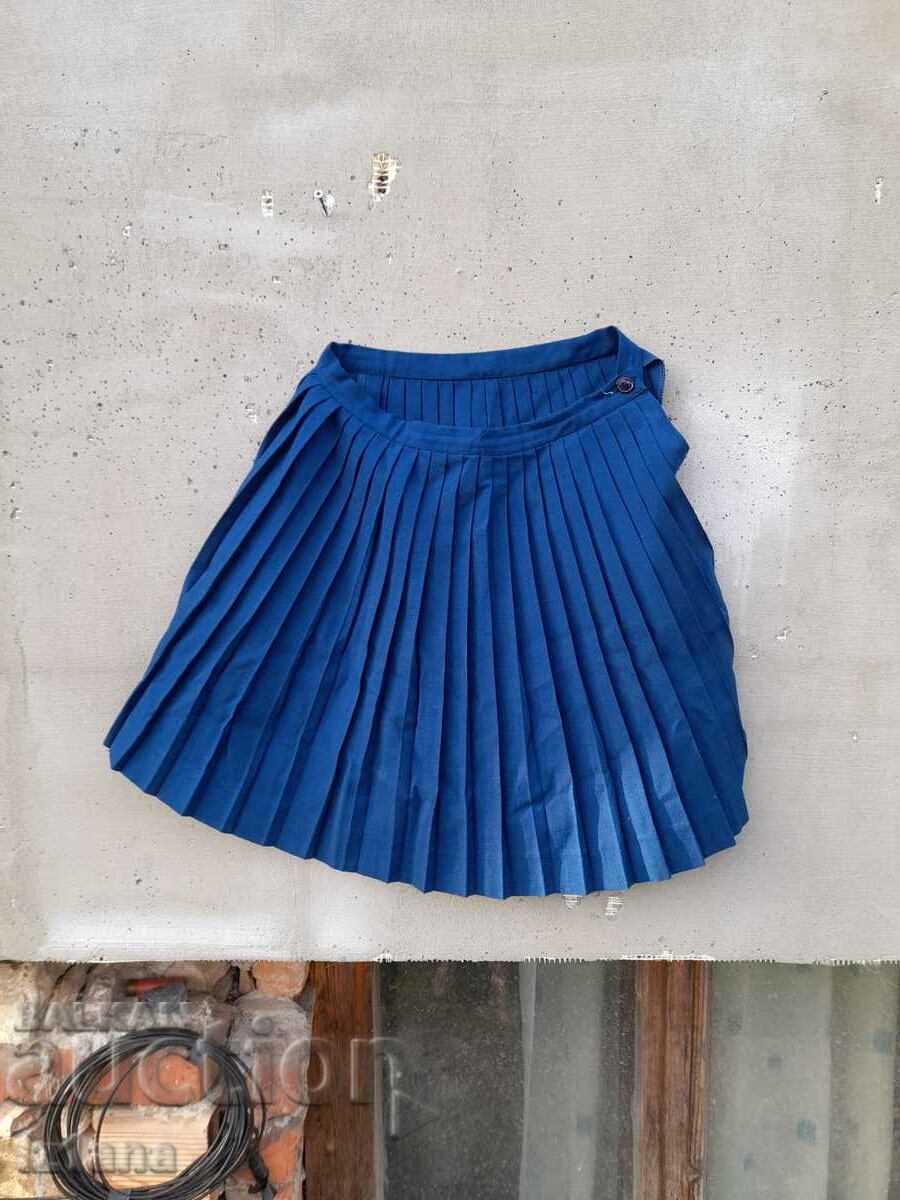 Стара ученическа плисирана пола