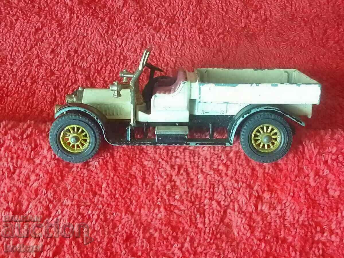 Vintage MATCHBOX Lesney Yesteryear 1973 Metal Car with price 25.50 BGN | € 13.04 Vintage MATCHBOX Lesney Yesteryear 1973 Metal Car with price 25.50 BGN | € 13.04