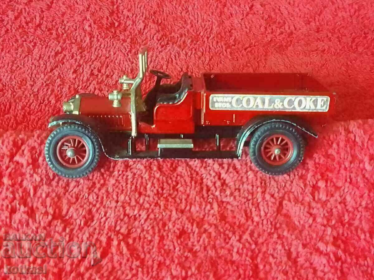 Vintage MATCHBOX Lesney Yesteryear 1973 Metal Car with price 25.50 BGN | € 13.04 Vintage MATCHBOX Lesney Yesteryear 1973 Metal Car with price 25.50 BGN | € 13.04