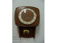 №*7474 стар стенен часовник  Hermle