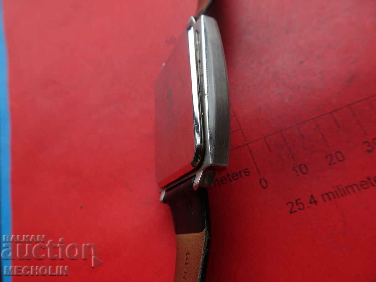 COLLECTIBLE JAPANESE WATCH - 6 COLLECTIBLE JAPANESE WATCH - 6