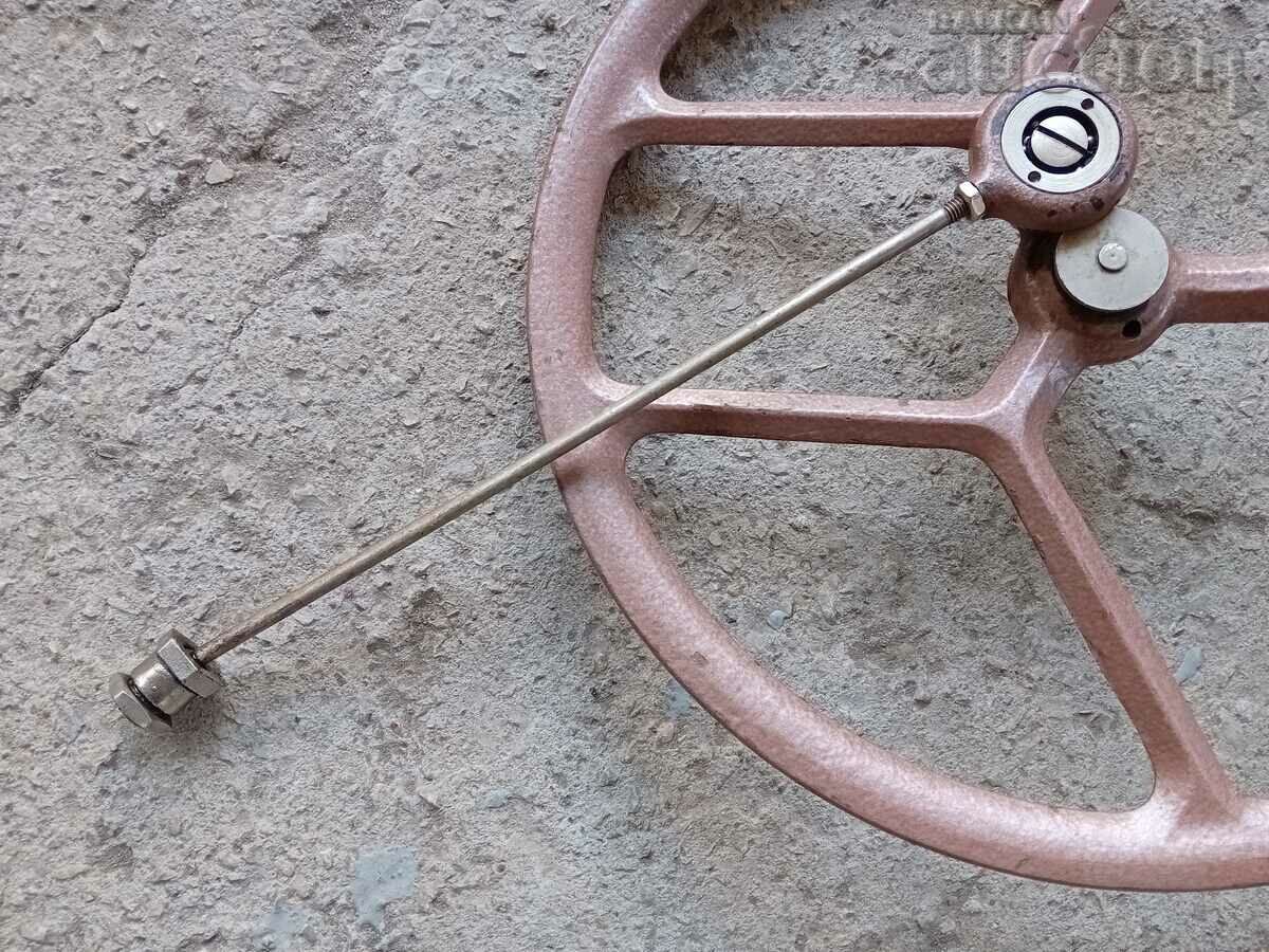 antique cast iron sewing machine wheel - 5 antique cast iron sewing machine wheel - 5