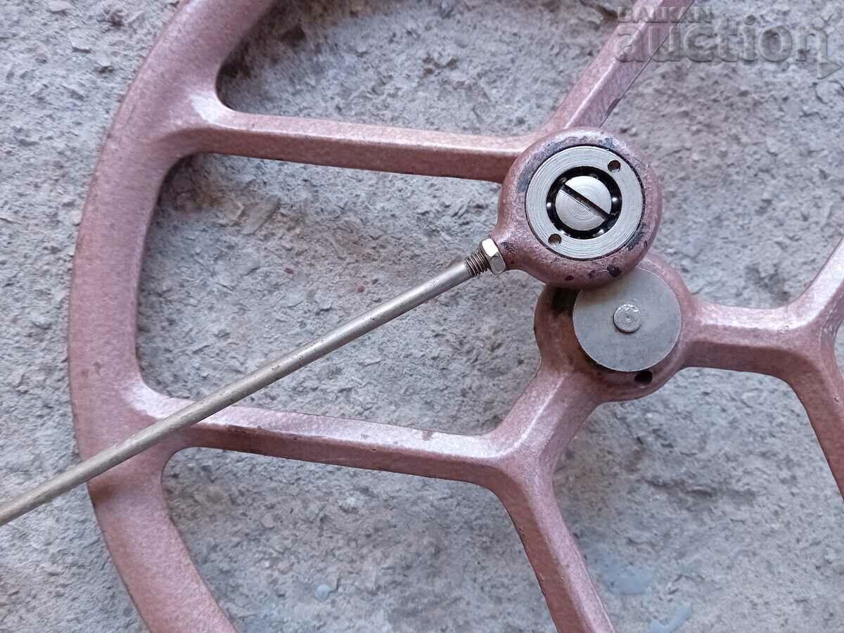 antique cast iron sewing machine wheel - 6 antique cast iron sewing machine wheel - 6