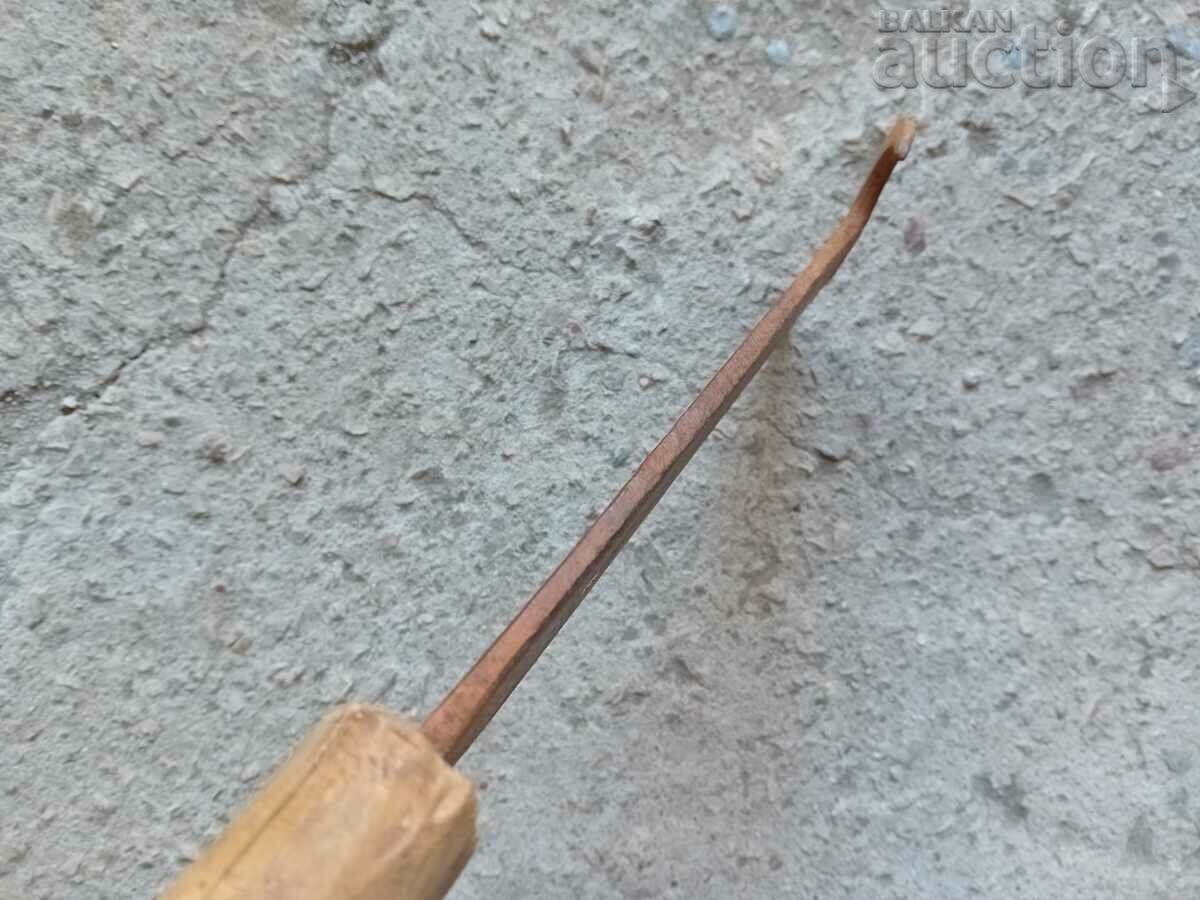 Delivery of Old satyr ax blade Delivery of Old satyr ax blade