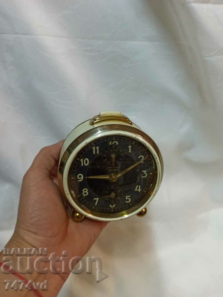 Auction Old alarm clock Junghans Trivox Vintage 50-60 years Auction Old alarm clock Junghans Trivox Vintage 50-60 years