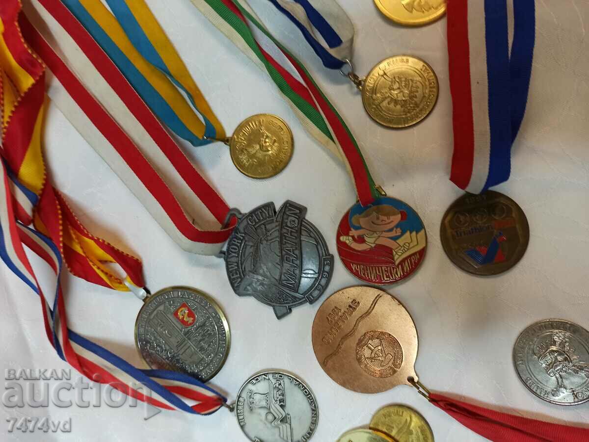 Delivery of COLLECTION OF 16 MEDALS Delivery of COLLECTION OF 16 MEDALS