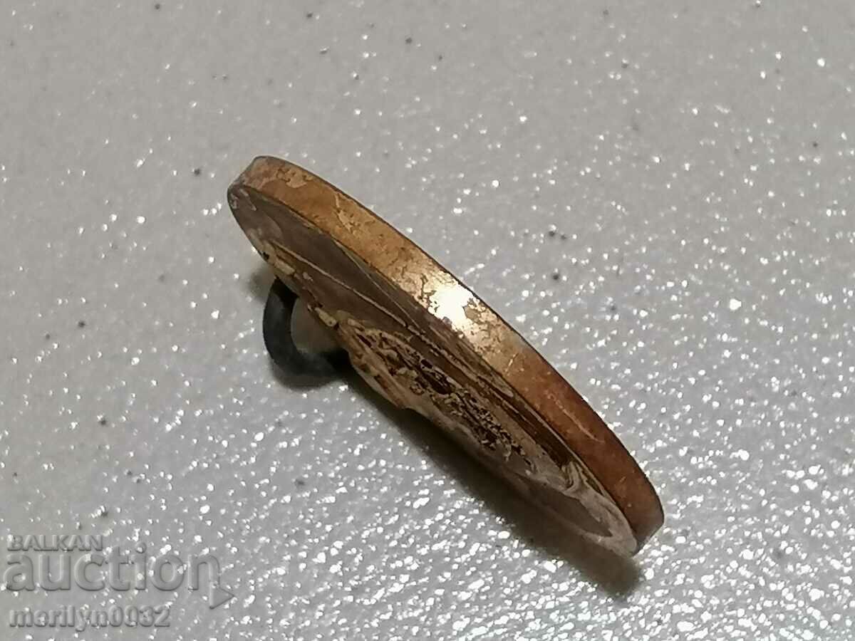 Delivery of PLAQUET medal - NRB Delivery of PLAQUET medal - NRB