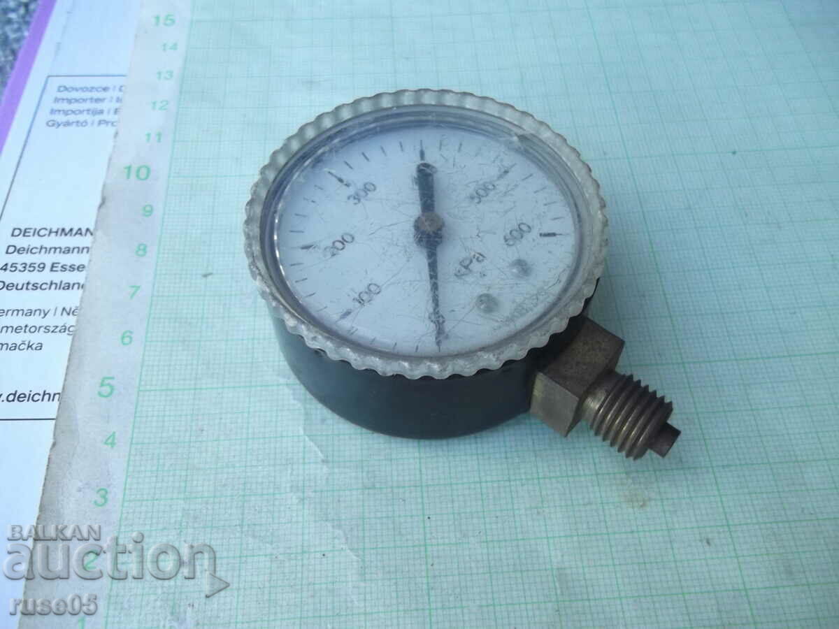 Pressure gauge - 10 - 5 Pressure gauge - 10 - 5