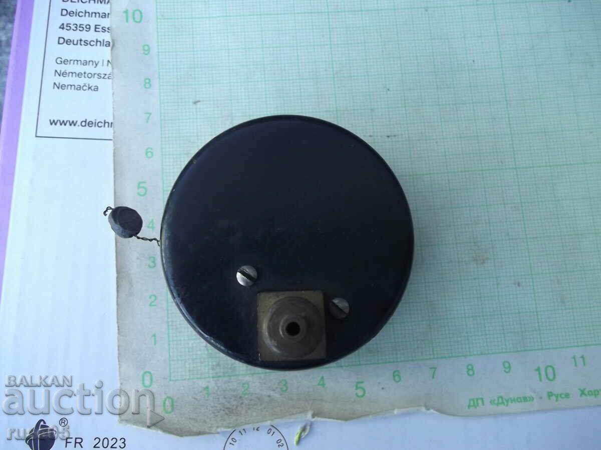 Auction  Pressure gauge - 11