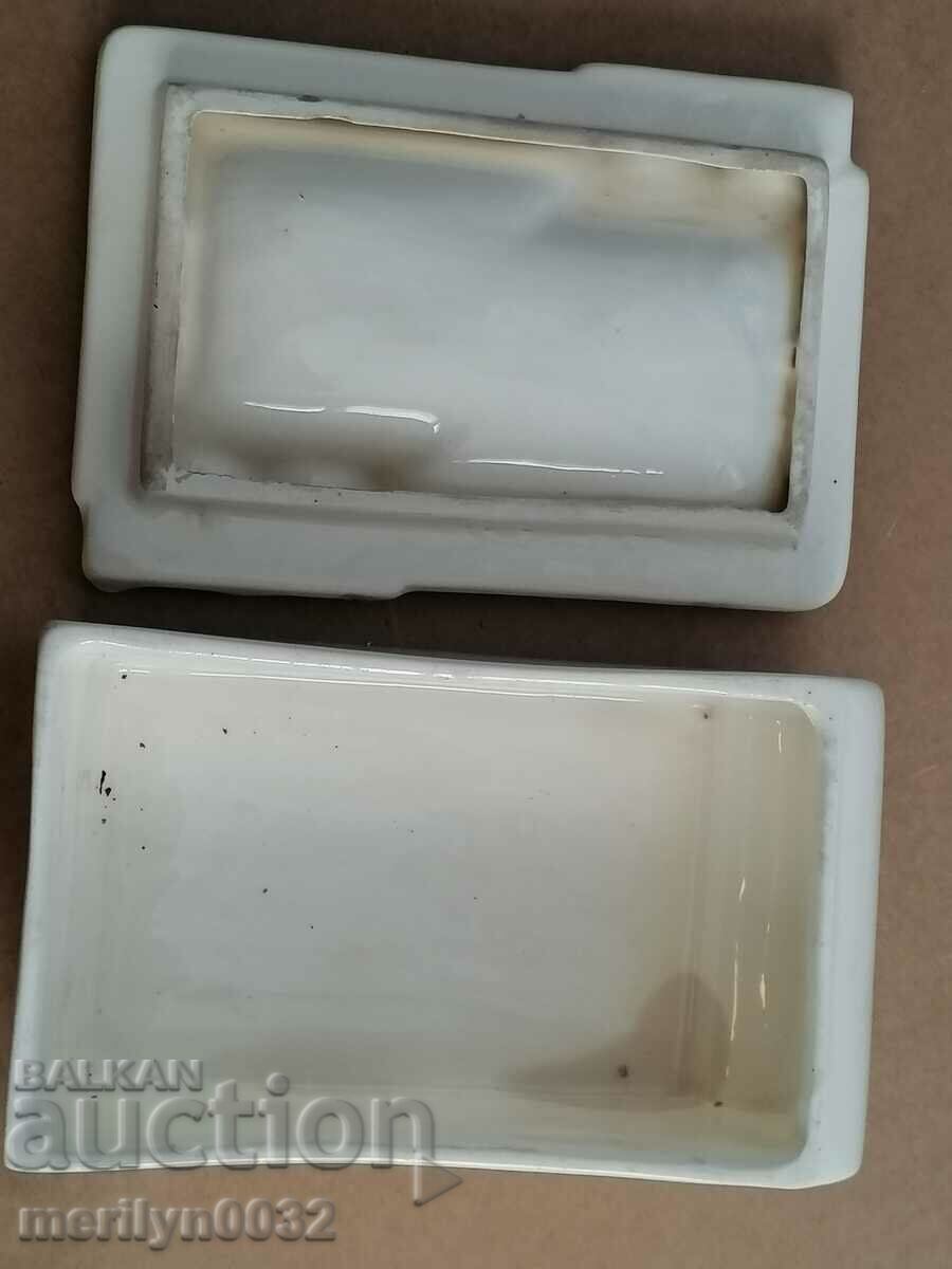 Σταχτοδοχείο πορσελάνης Royal Dux 20s vintage ΣΠΑΝΙΟ - 7 Σταχτοδοχείο πορσελάνης Royal Dux 20s vintage ΣΠΑΝΙΟ - 7