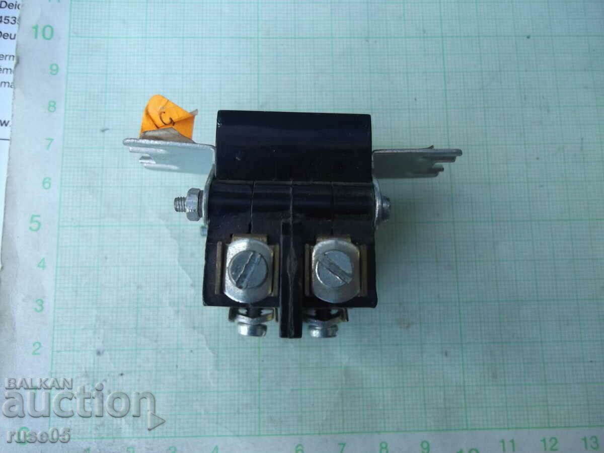 Cheie 16A cheie iluminată NC nouă cu preț 5.00 BGN | € 2.56 Cheie 16A cheie iluminată NC nouă cu preț 5.00 BGN | € 2.56