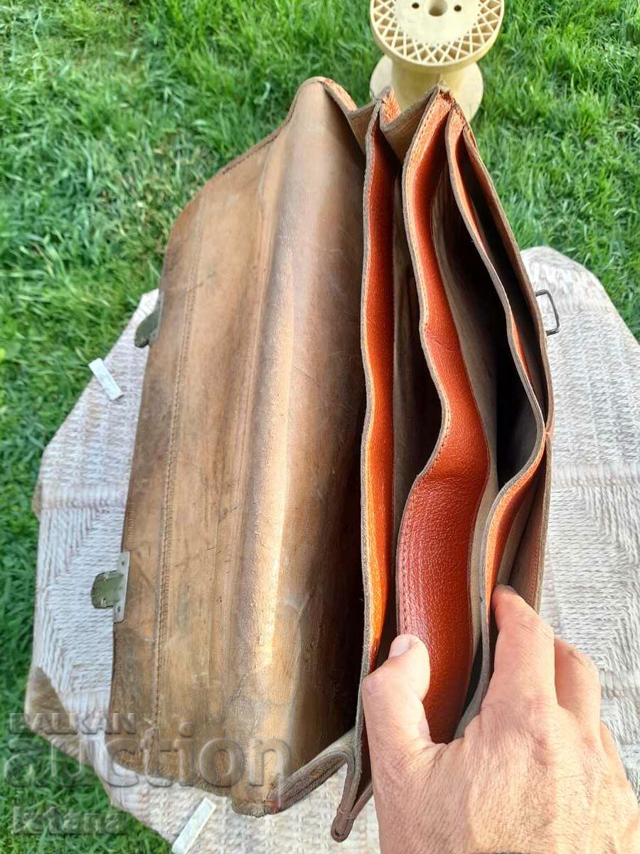 Стара ученическа чанта - 6 Стара ученическа чанта - 6